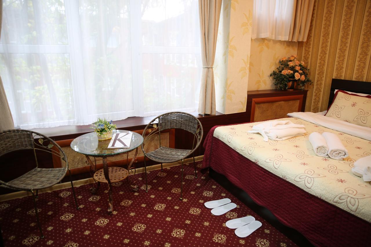 Hotel Kazakhfilm Алматы Экстерьер фото